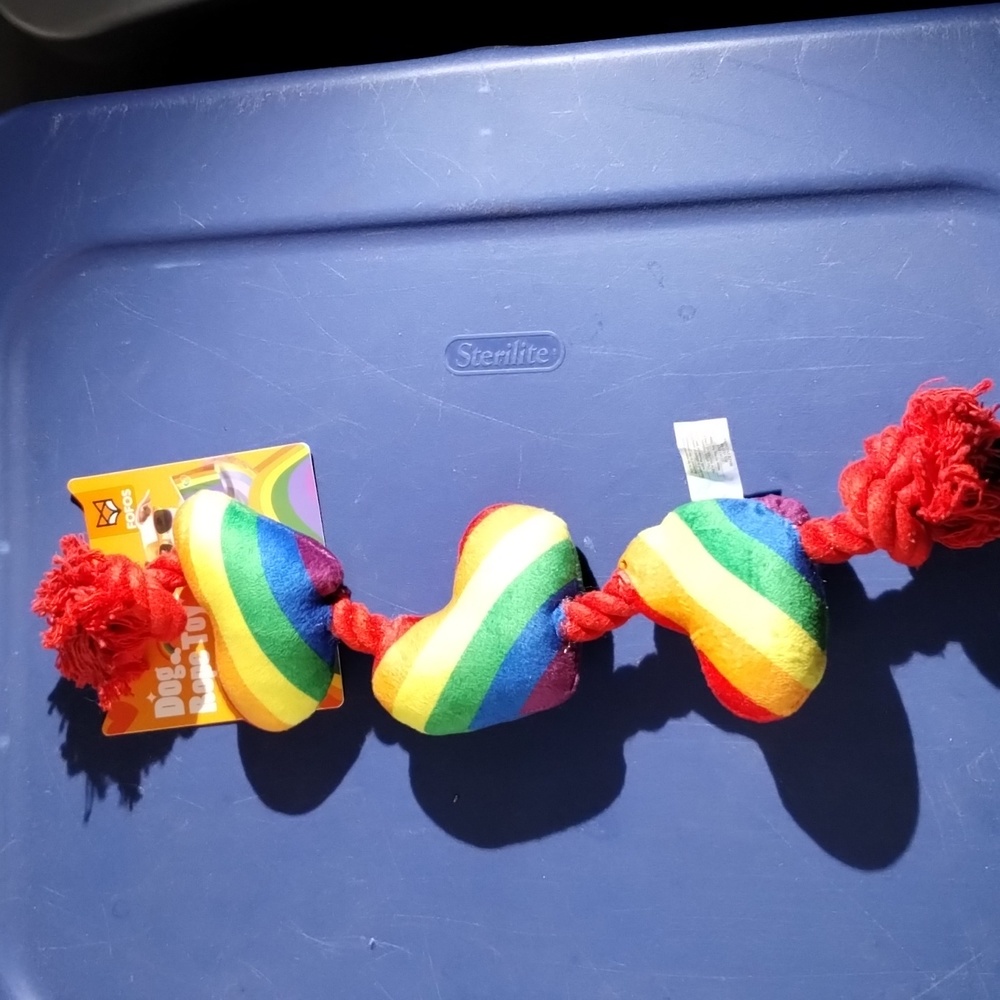 Pride Rainbow dog toy Fofos 15" polyester squeaky Rope Heart Nwt